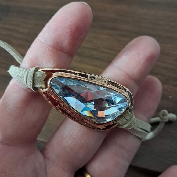 Premier Designs faceted Gemstone bracelet - Picture 5 of 9